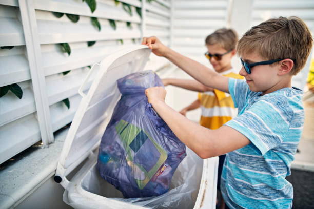 Best Construction Debris Removal  in Strawberry Plains, TN